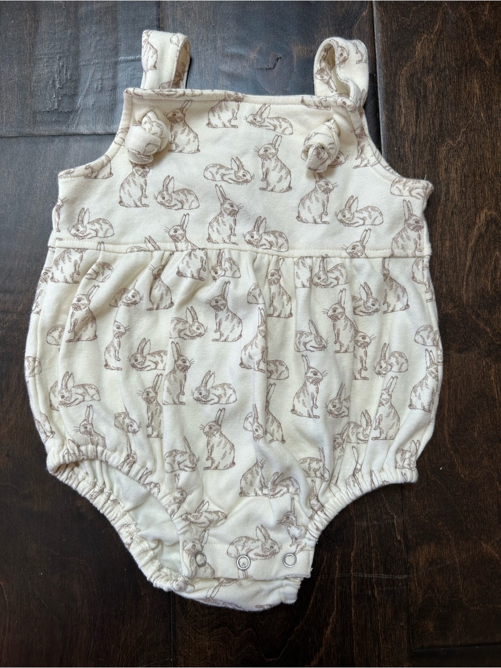 Kate Quinn Cream Bunny-Print Baby Romper 18-24 Months